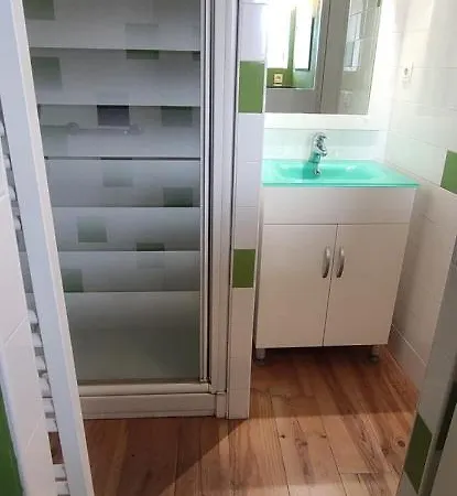 Apartment T2 Dans Un Mas Au Calme, Entre Et Montagne *